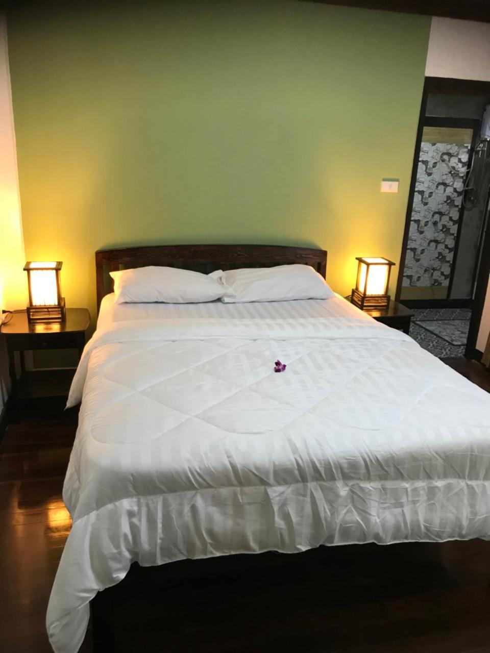 Boutique Hotel & Restaurant, Jaidee Bamboo Huts Τσιάνγκ Μάι Εξωτερικό φωτογραφία