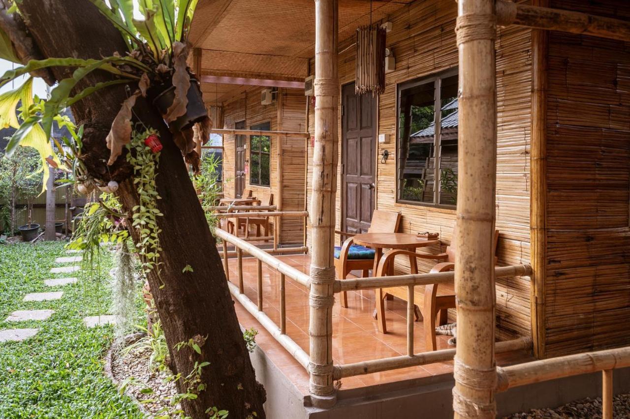Boutique Hotel & Restaurant, Jaidee Bamboo Huts Τσιάνγκ Μάι Εξωτερικό φωτογραφία