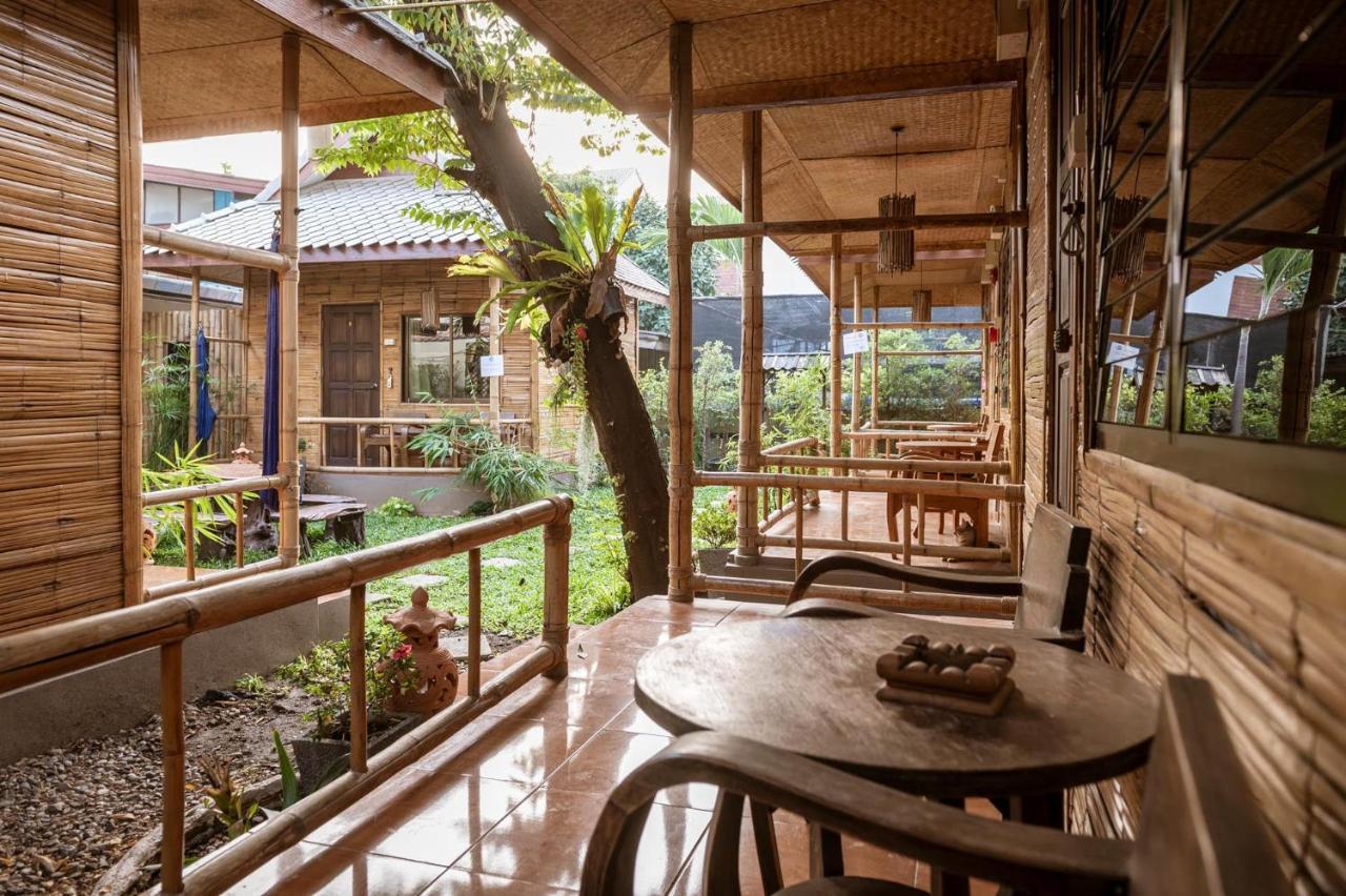 Boutique Hotel & Restaurant, Jaidee Bamboo Huts Τσιάνγκ Μάι Εξωτερικό φωτογραφία